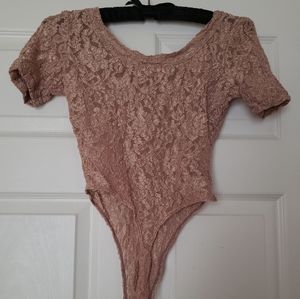 Short sleeve lace bodysuit thong